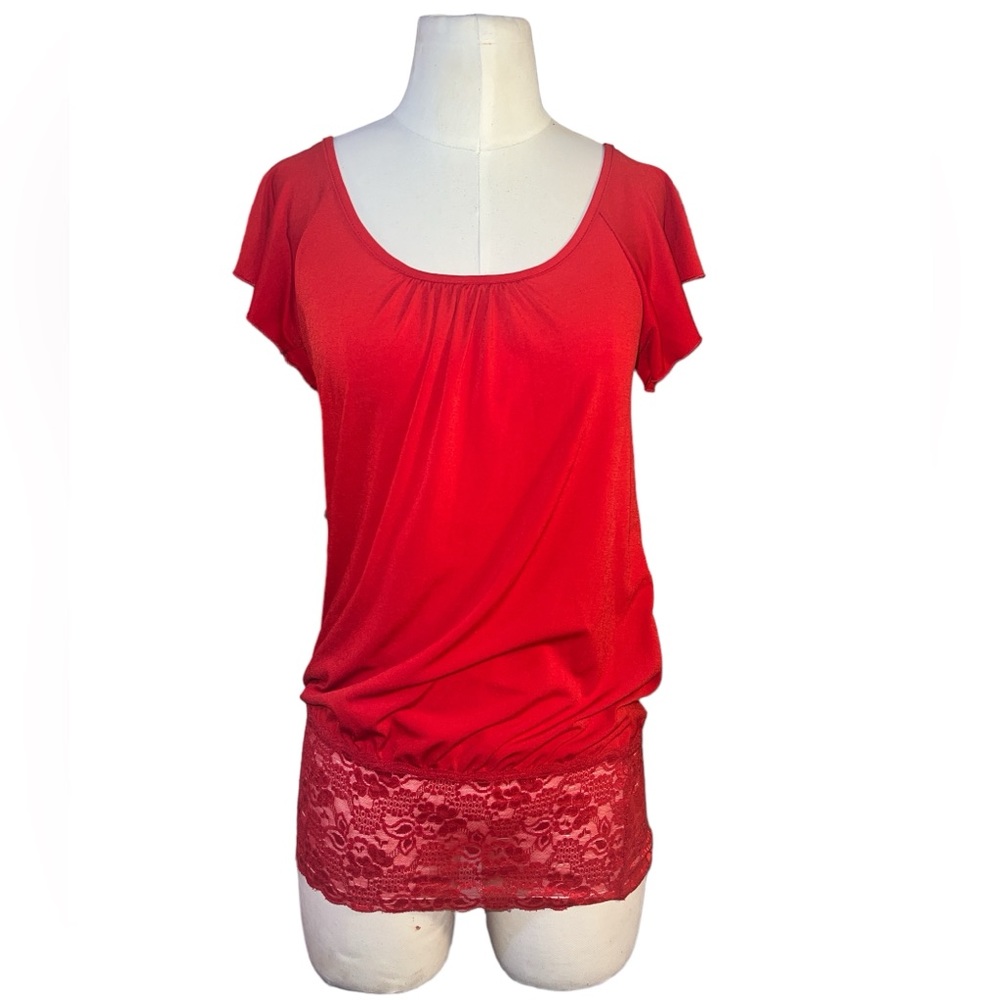 CAPIA | SCOOP NECK LACE SHORT SLEEVE RUFFLE LOOSE TIGHT FIT  TOP SIZE MED